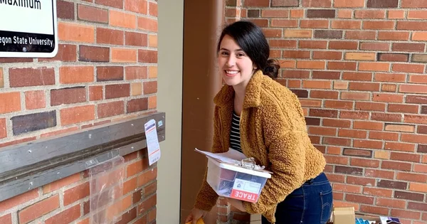 Undergraduate public health student Laura De la Torre