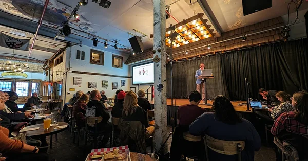 Sean Newsom presenting at OSU Science Pub
