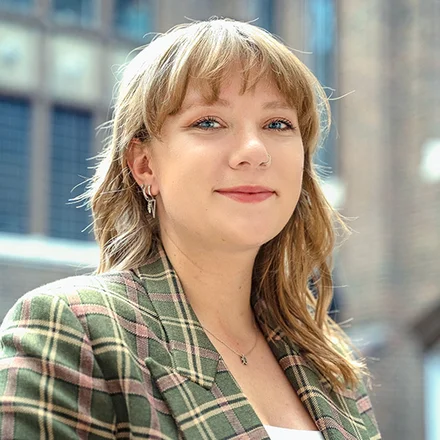 Franziska Loetzner, PhD