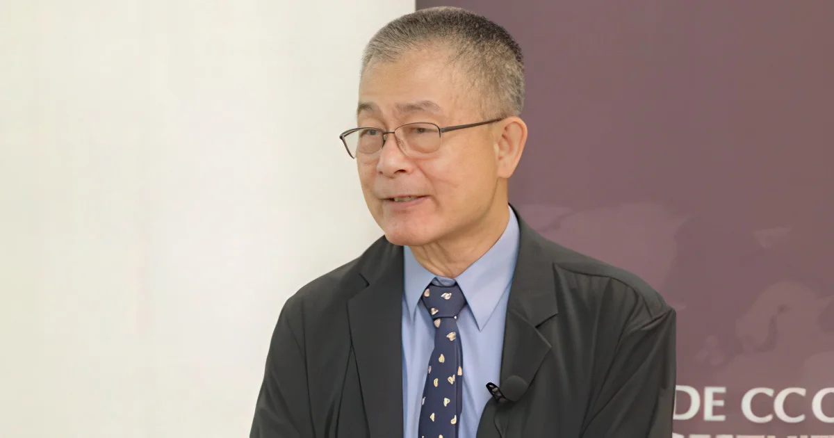 Chunhuei Chi