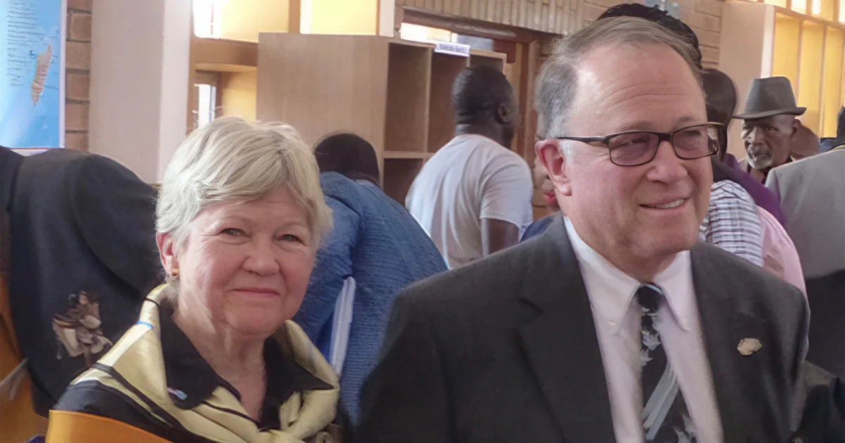 Robert and Sara Rothschild
