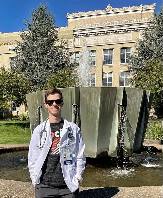 Isaac Derman, '18