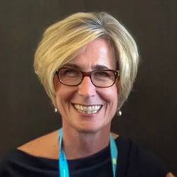 Leslie Fox